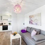 Ferienhaus Db Staycation *